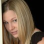 Leia strips down in the doorway